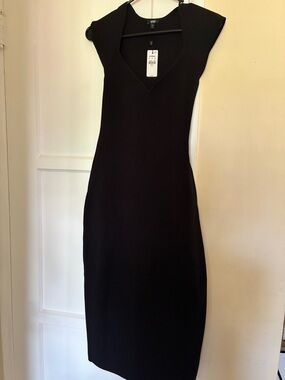 Express Black Midi V‑Neck Sheath Dress